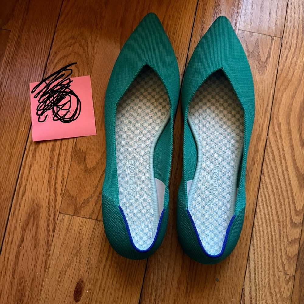 EUC Rothy’s Shamrock Points size 10